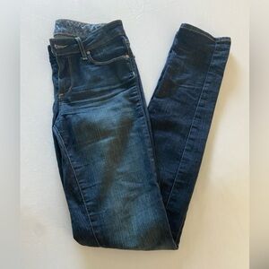 Paige premium denim dark wash peg skinny jeans 28